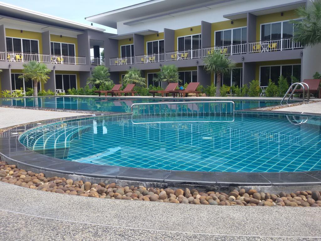 Gypsy Sea View Resort- Island Pulau Phi Phi